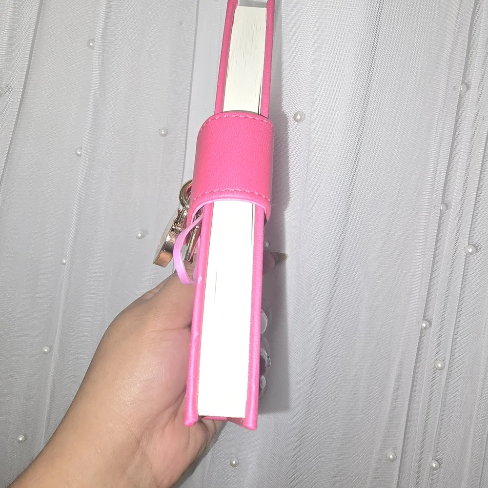 Pink Heart Lock Notebook - Picture 5 of 8